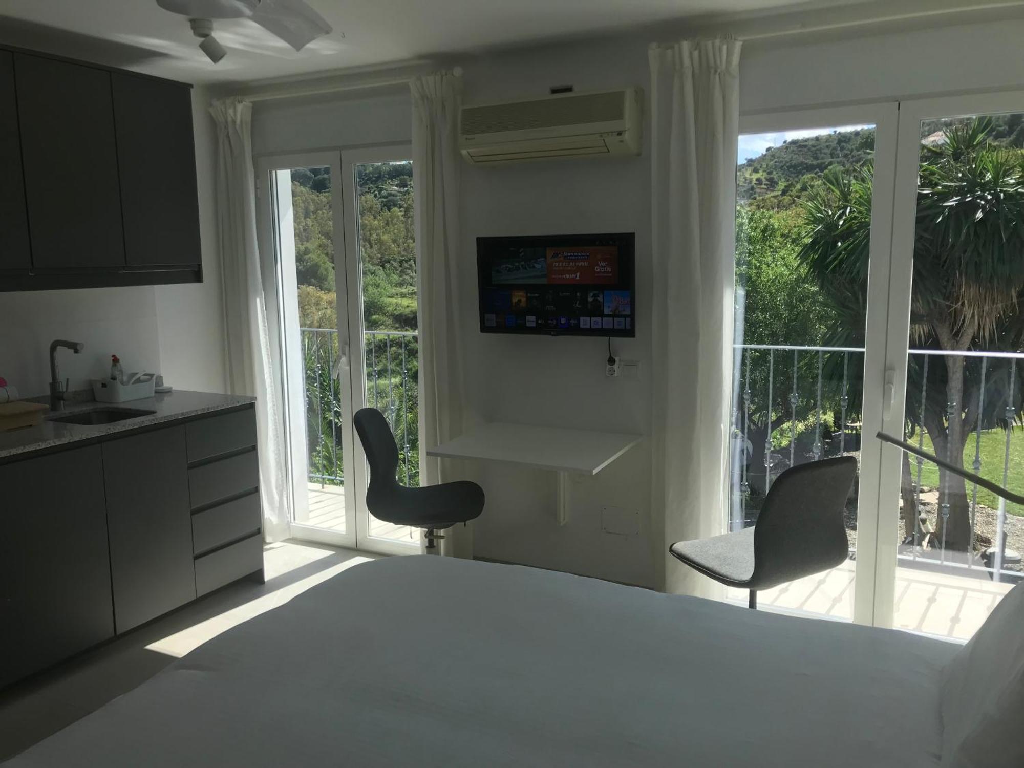 Penthouse Apartment, Cortijo Fruitful Hills มาลากา ภายนอก รูปภาพ